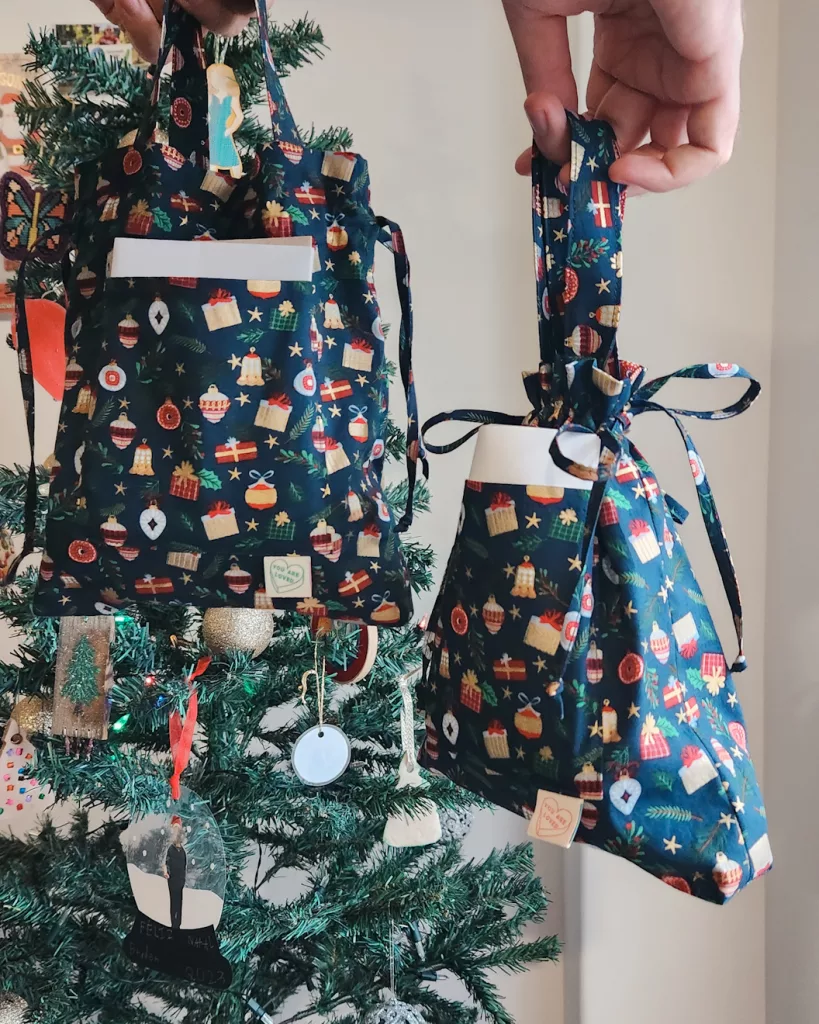 Wholecloth Drawstring Gift Tote | The Sewing Things Blog