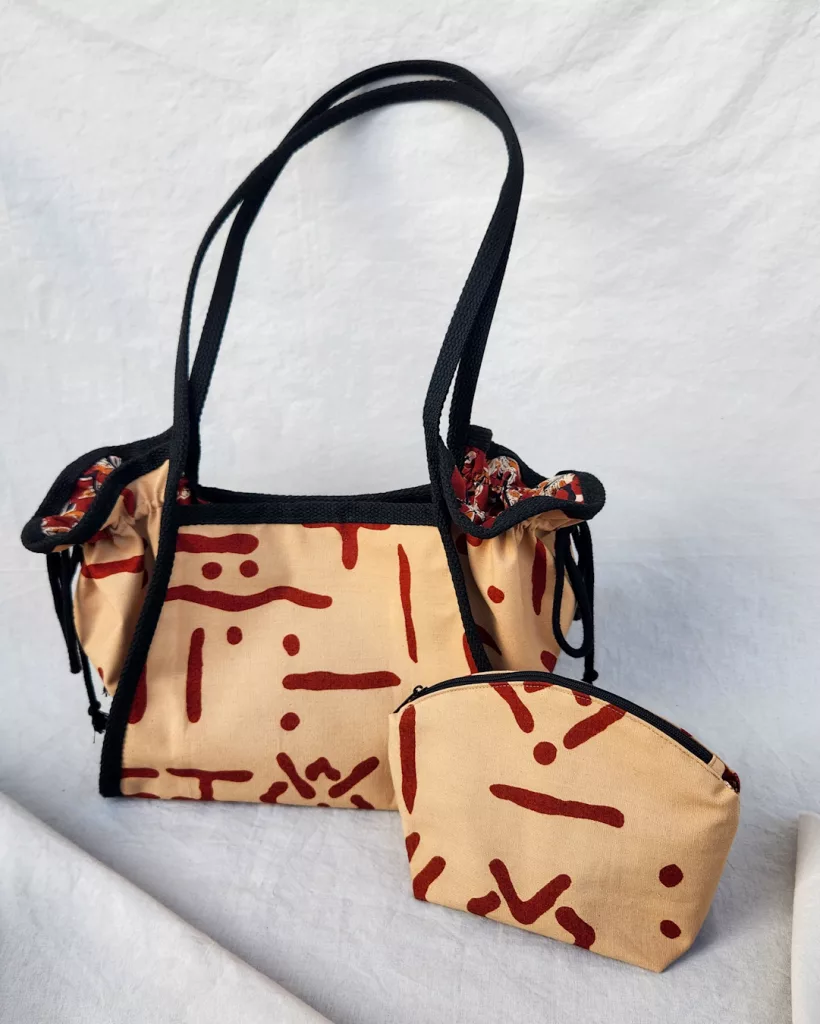 Sewlala Freya Tote and Laura Pouch | The Sewing Things Blog